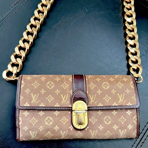 Louis Vuitton Tan Canvas & Leather Monogram Wallet - Picture 4 of 12